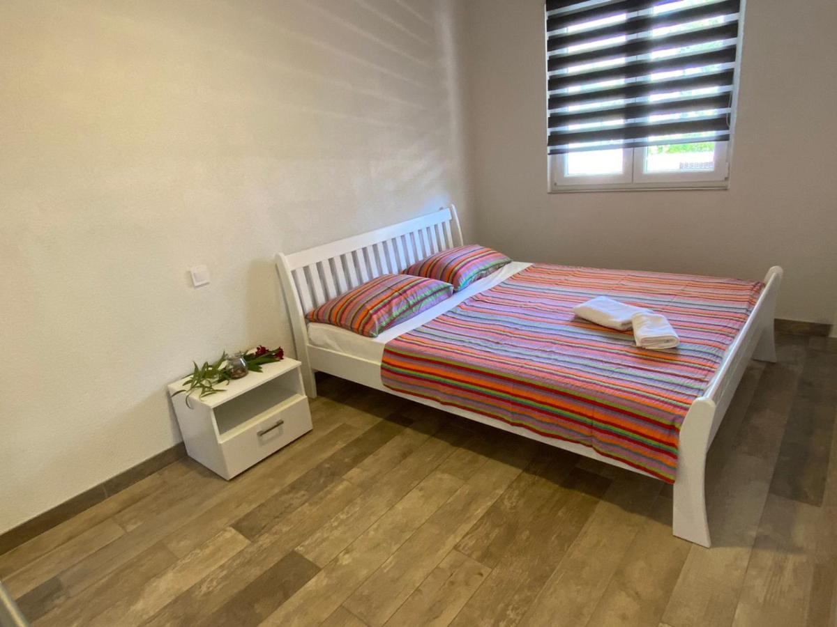 Villa Nikola Necujam Ngoại thất bức ảnh